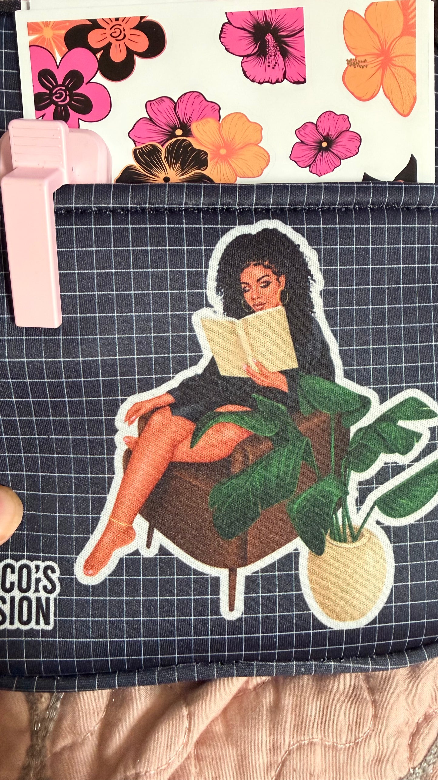 Kindle Sleeve Girl reading book